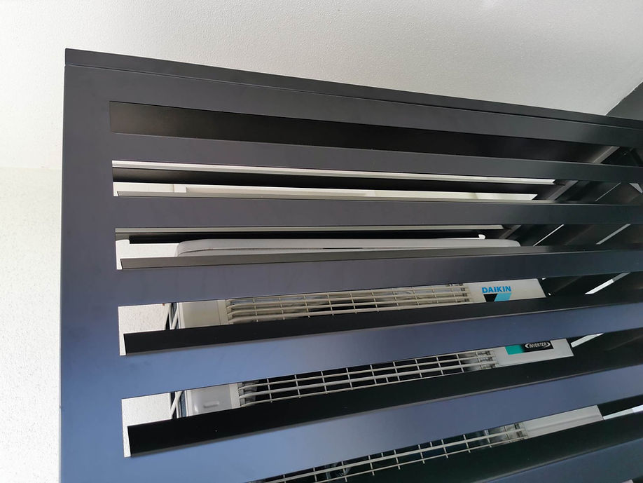 Harmony Large Black H1200 x W1120 x D550
